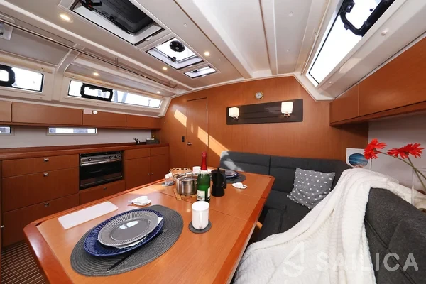 Bavaria 46 Cruiser - Yacht Charter Sailica