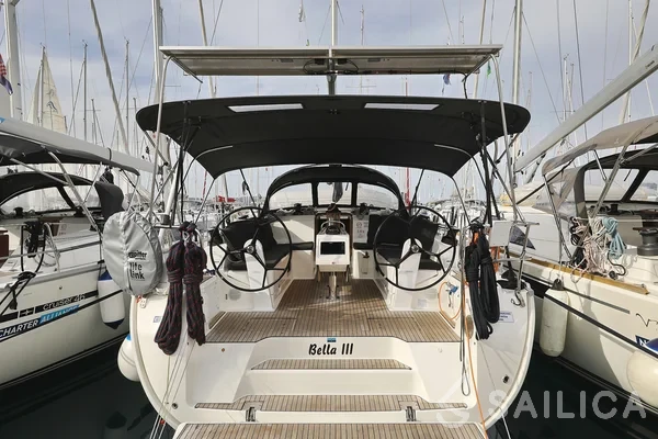 Bavaria 46 Cruiser - Yacht Charter Sailica