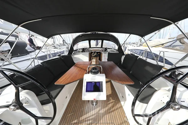 Bavaria 46 Cruiser - Yacht Charter Sailica