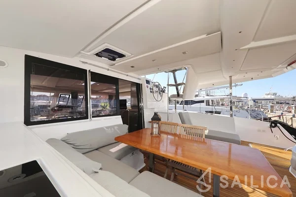 Lucia 40 - Yacht Charter Sailica