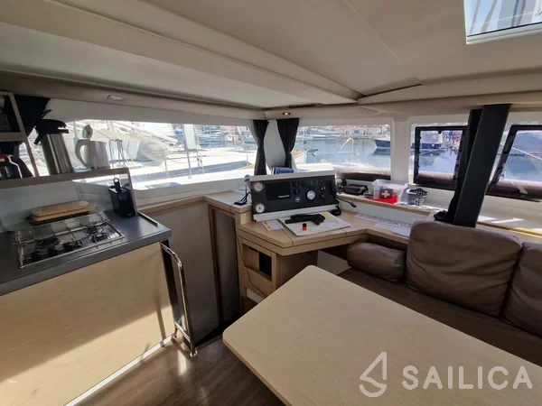 Lucia 40 - Yacht Charter Sailica