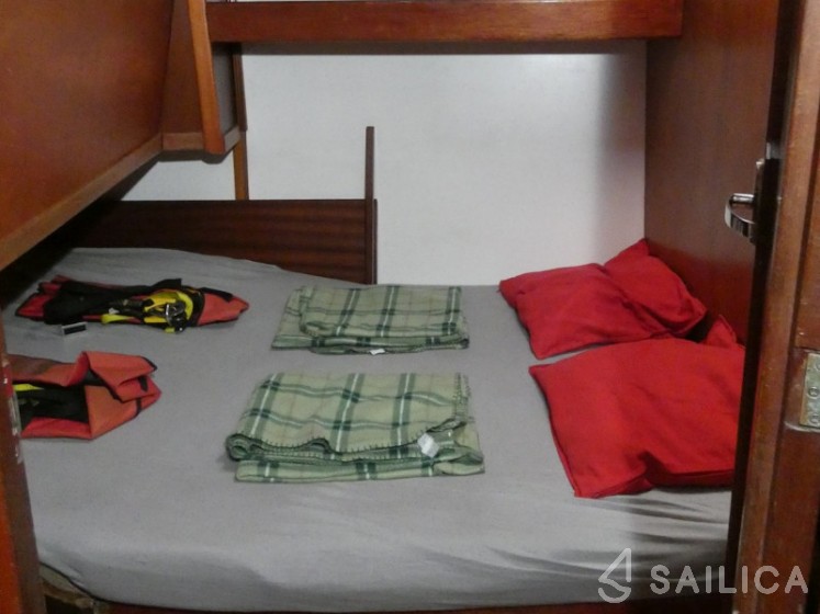 Bruce Roberts NY 46 - Yacht Charter Sailica