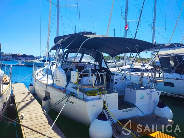 Elan Impression 40.1 - Photo #4 Elan Impression 40.1 - Yacht Charter Sailica
