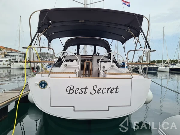 Elan Impression 40.1 - Photo #8 Elan Impression 40.1 - Yacht Charter Sailica