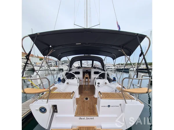 Elan Impression 40.1 - Photo #19 Elan Impression 40.1 - Yacht Charter Sailica