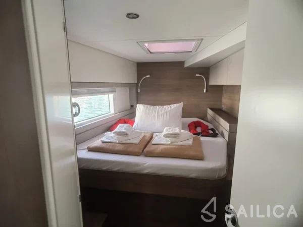 Bali 4.4 - Yacht Charter Sailica