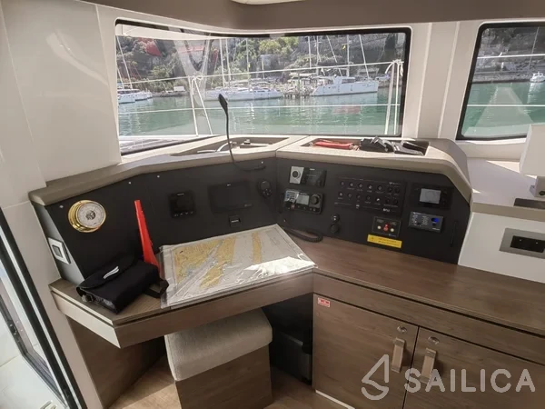 Bali 4.4 - Yacht Charter Sailica