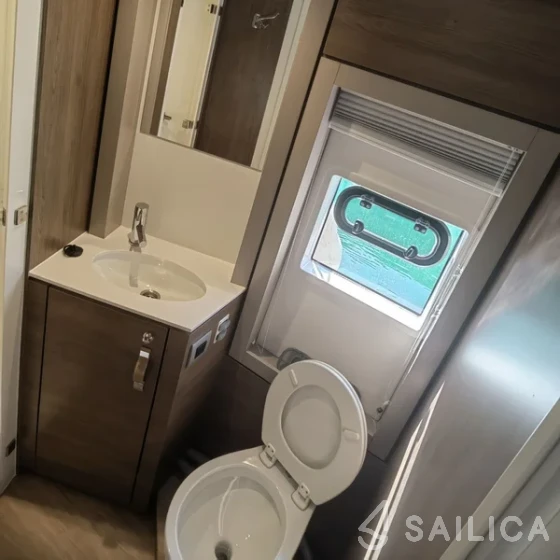 Bali 4.4 - Yacht Charter Sailica