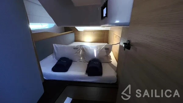 Elan E6 - Yacht Charter Sailica
