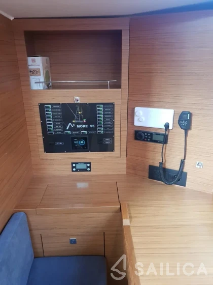 More 55 - Yacht Charter Sailica