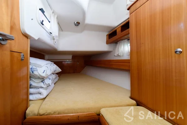 Bavaria 42 Cruiser - Yacht Charter Sailica