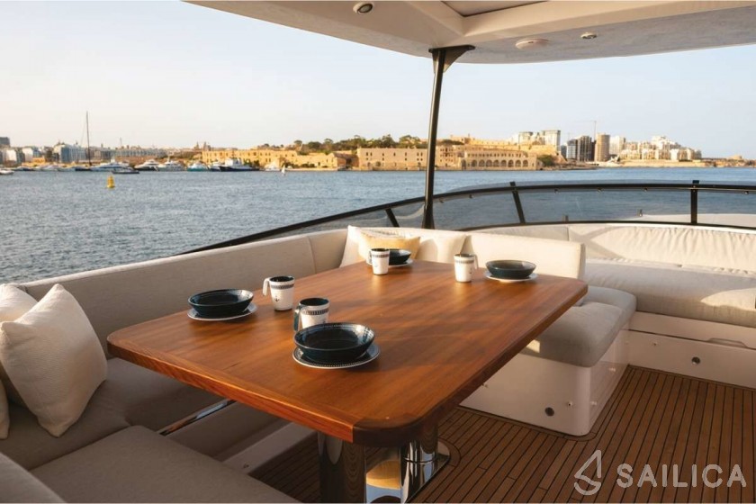 Azimut Magellano 66 - Yacht Charter Sailica