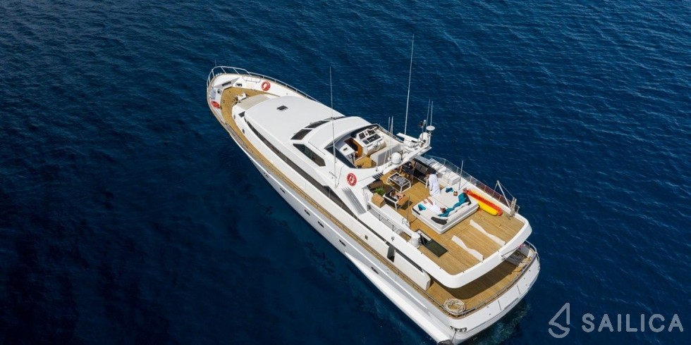 Admiral 27 - Yacht Charter Sailica
