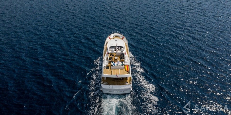 Admiral 27 - Yacht Charter Sailica