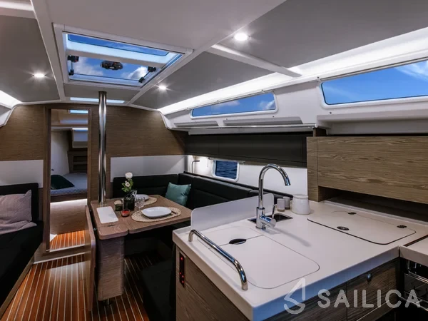 Hanse 388 - Yacht Charter Sailica