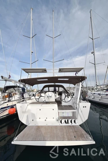 Dufour 460 GL - Yacht Charter Sailica