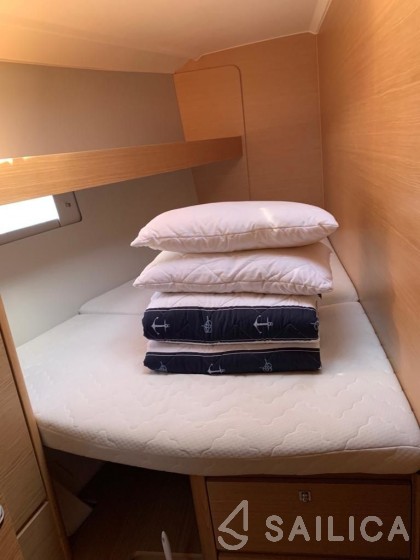 Dufour 460 GL - Yacht Charter Sailica
