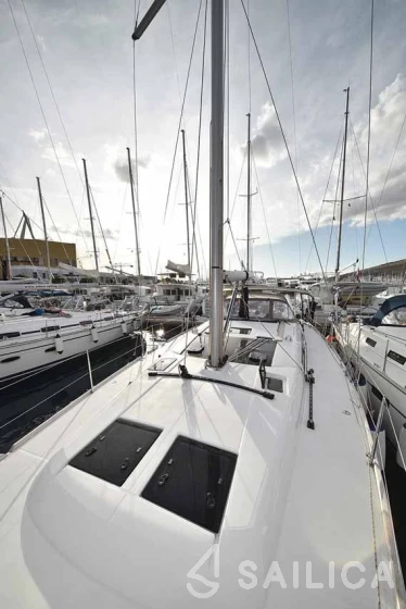 Dufour 460 GL - Yacht Charter Sailica