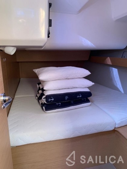 Dufour 460 GL - Yacht Charter Sailica