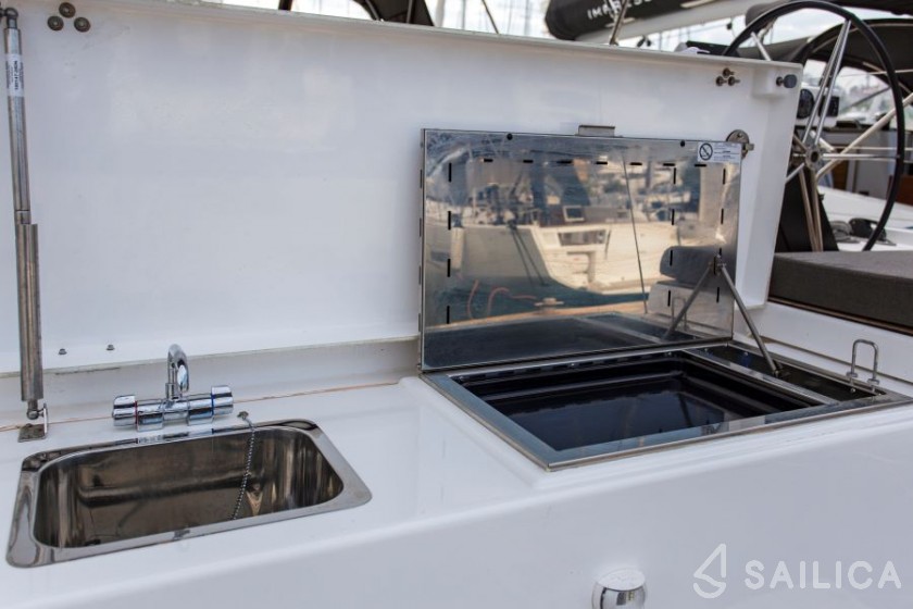 Dufour 530 - Yacht Charter Sailica