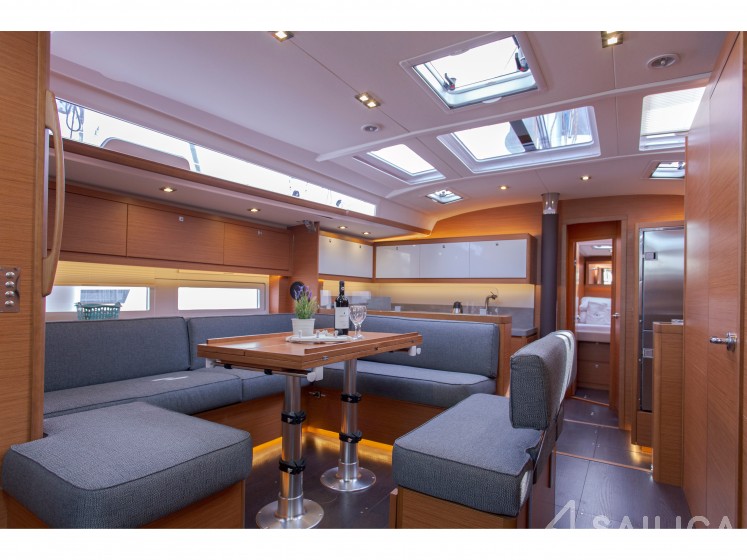 Dufour 530 - Yacht Charter Sailica
