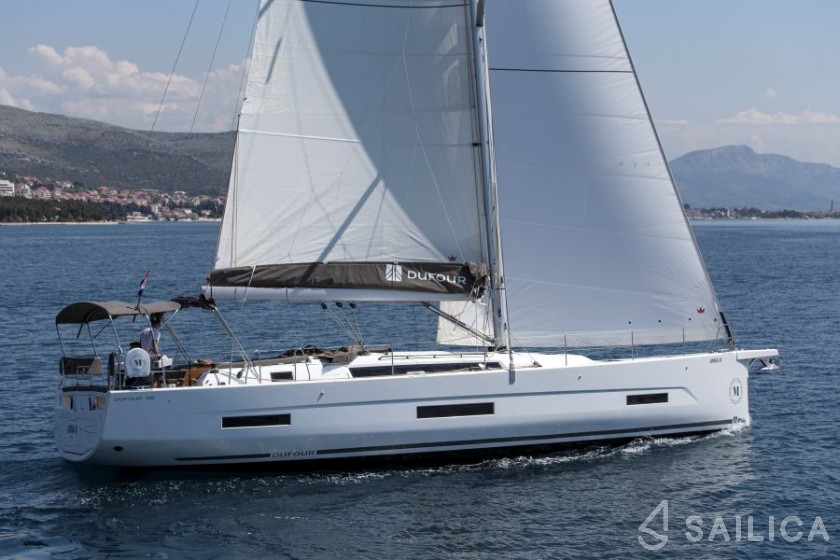 Dufour 530 - Yacht Charter Sailica