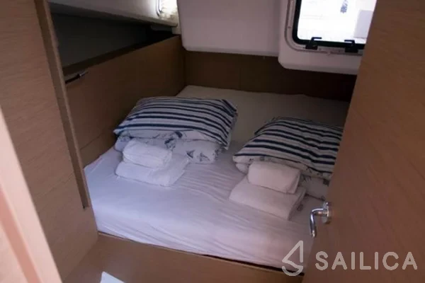 Sun Odyssey 440 - Yacht Charter Sailica