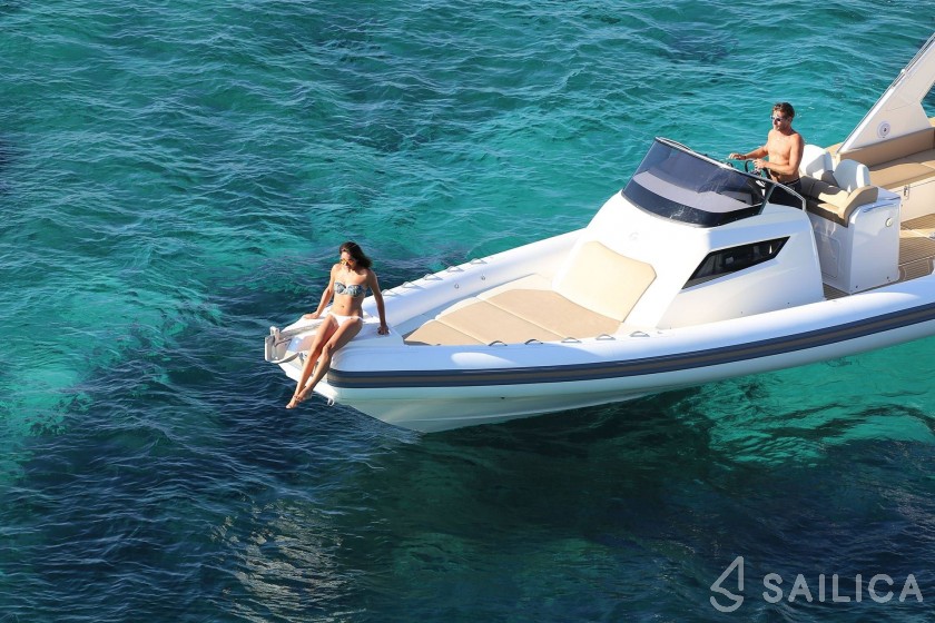 Tempest 40 - Yacht Charter Sailica