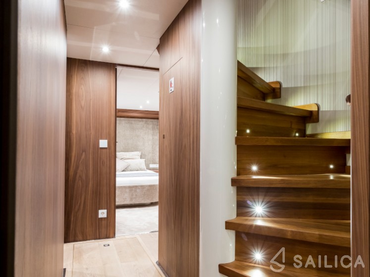 Motoryacht - Yacht Charter Sailica