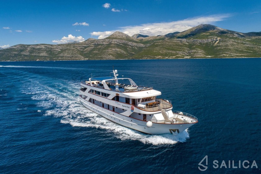 Custom Built - Yacht Charter Sailica