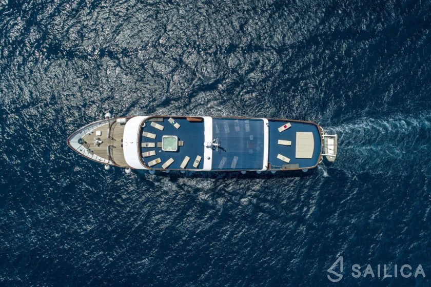 Custom Built - Yacht Charter Sailica
