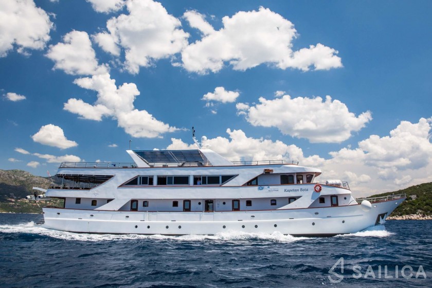 Custom Built - Yacht Charter Sailica
