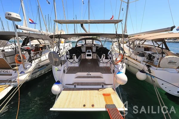 Bavaria 46 Cruiser - Yacht Charter Sailica