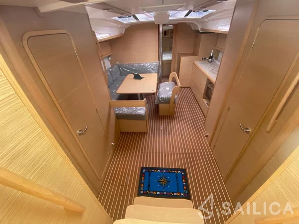 Dufour 430 - Yacht Charter Sailica