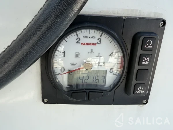 Lagoon 39 - Yacht Charter Sailica