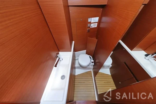 Hanse 388 - Photo #56 Hanse 388 - Yacht Charter Sailica