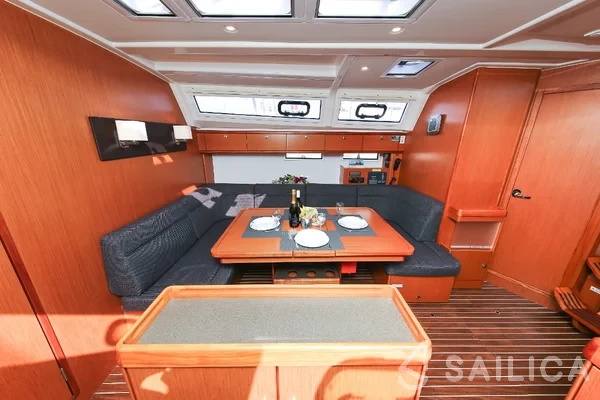 Bavaria 46 Cruiser - Yacht Charter Sailica