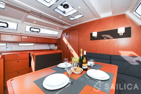 Bavaria 46 Cruiser - Yacht Charter Sailica
