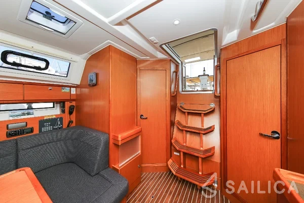 Bavaria 46 Cruiser - Yacht Charter Sailica
