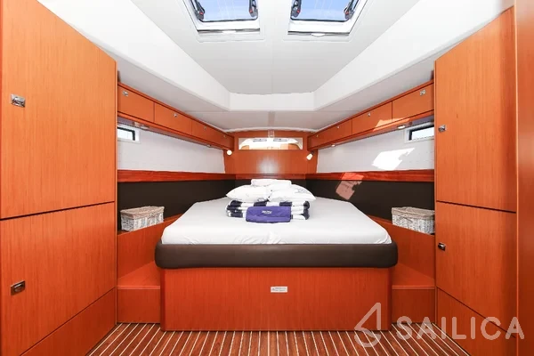 Bavaria 46 Cruiser - Yacht Charter Sailica