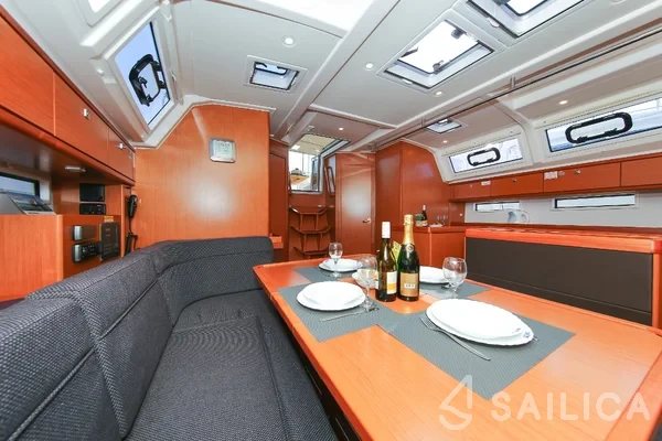 Bavaria 46 Cruiser - Yacht Charter Sailica