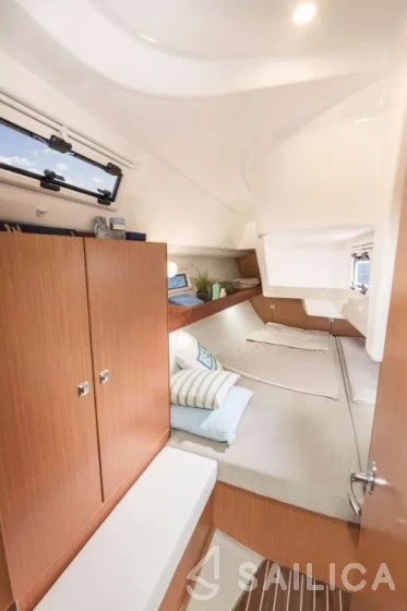 Bavaria 34 Cruiser - Yacht Charter Sailica