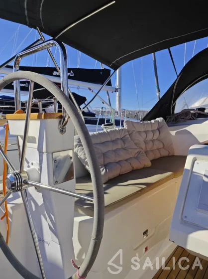 Bavaria 34 Cruiser - Yacht Charter Sailica