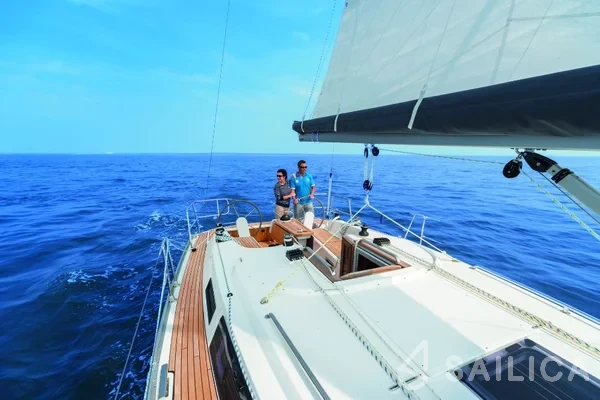 Bavaria 34 Cruiser - Yacht Charter Sailica