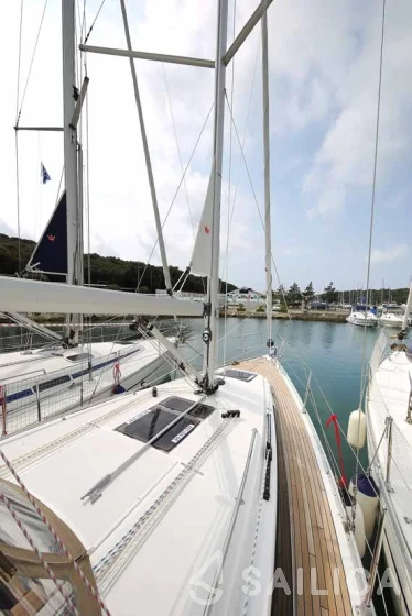 Bavaria 34 Cruiser - Yacht Charter Sailica