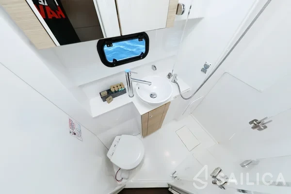 Bali 4.5 - Yacht Charter Sailica