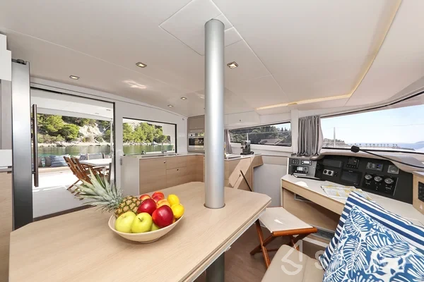 Bali 4.5 - Yacht Charter Sailica