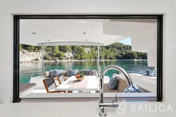 Bali 4.5 - Yacht Charter Sailica