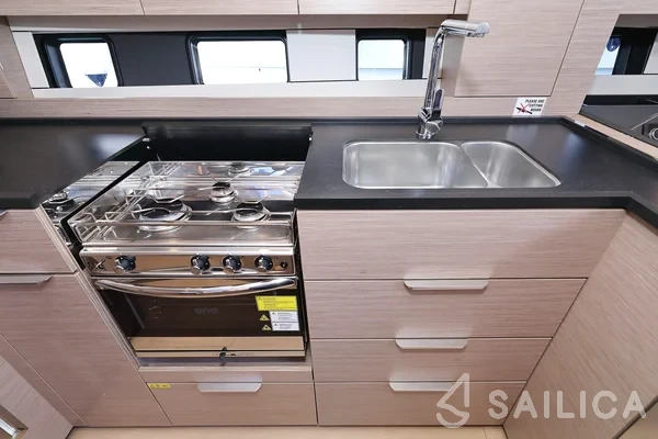 Hanse 460 - Yacht Charter Sailica