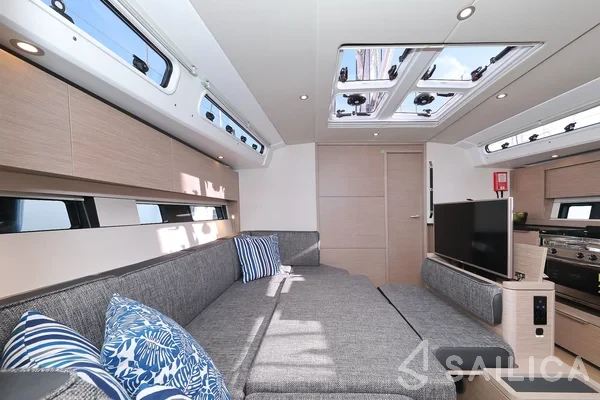 Hanse 460 - Yacht Charter Sailica